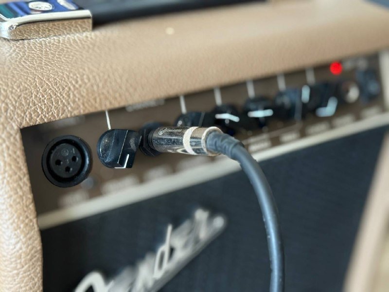 NUX педалборд, JOYO блок питания, шумодавы, Fender комбик, гитары Squier, Ibanez 8