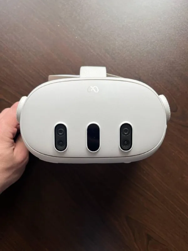Meta Quest 3 128GB White 1