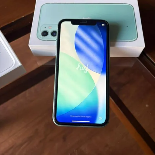 iPhone 11
