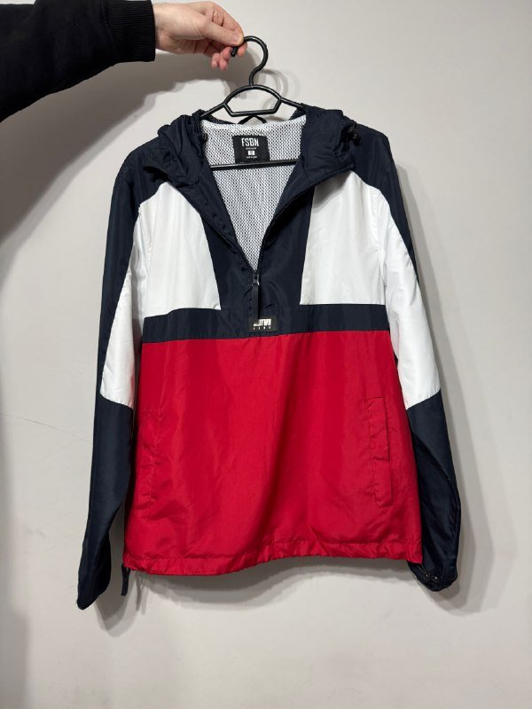 Пиджак женский, топ-блузка, джинсы женские, платье женское, джинсовка, ветровка мужская, шоппер