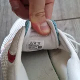 Женские кроссовки Lacoste 2