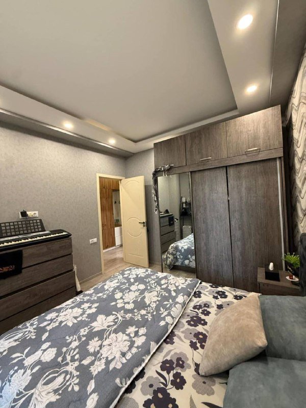 Квартира 3 комнаты, 2 спальни в Сабуртало 8