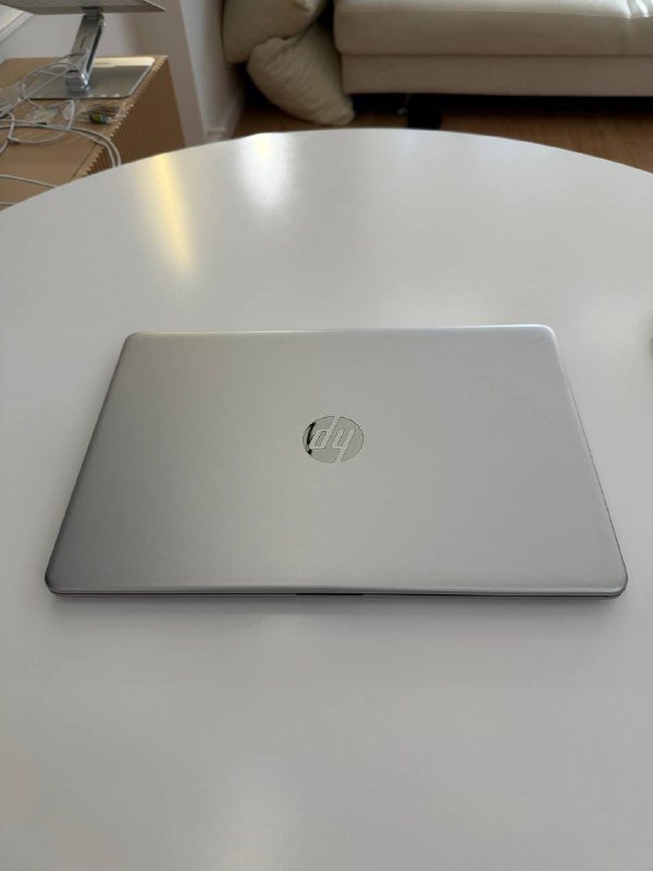 Ноутбук HP, клавиатуры, мыши, мониторы Acer и Dell 2