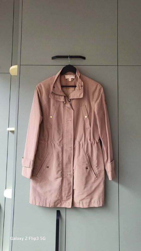 Пальто cop.copine, пальто Vince, тренч Michael Kors, пуховики, куртки, очки бренды
