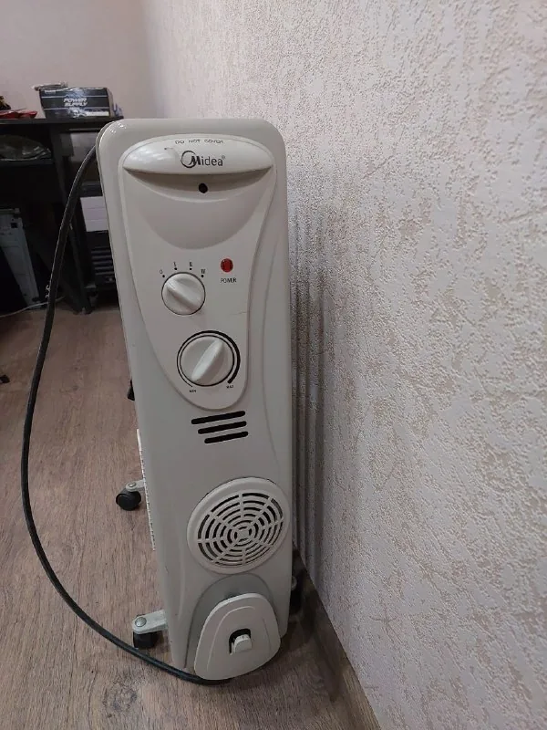 Электро обогреватель Midea 1