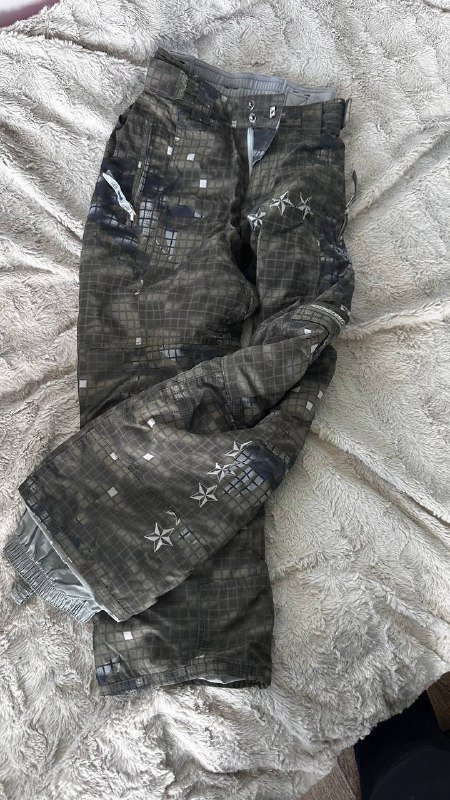 Одежда на ребенка 9 лет 128-134 штаны ветровка куртка джинсы тапки шапка кепка шорты юбка