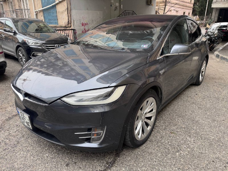 Tesla Model X 2016, 75 кВт, серый цвет 1