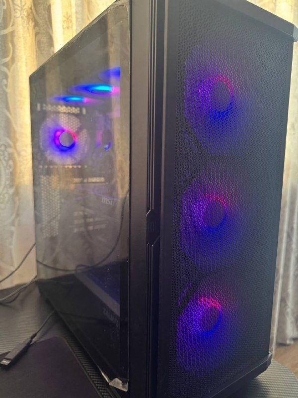 Игровой компьютер AMD Ryzen 7 с монитором, мышкой, наушниками, микрофоном, колонками 5