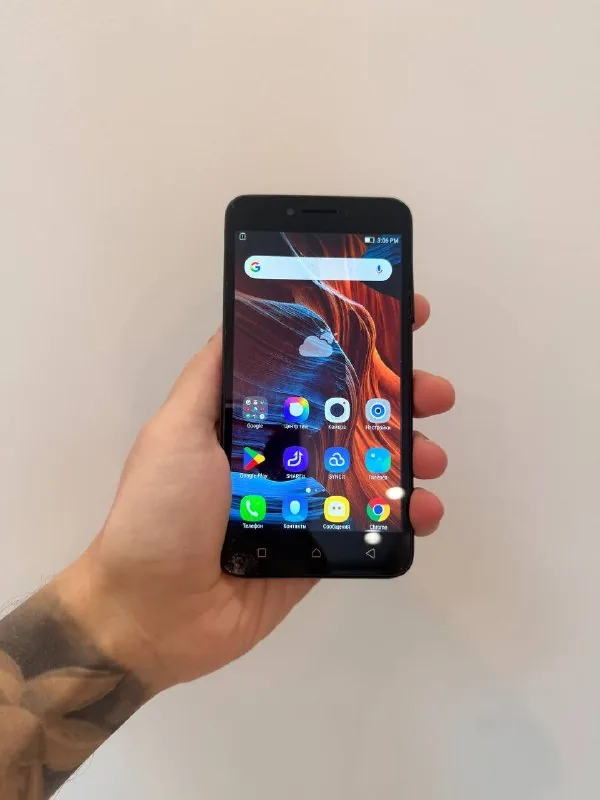 Lenovo A6020 1