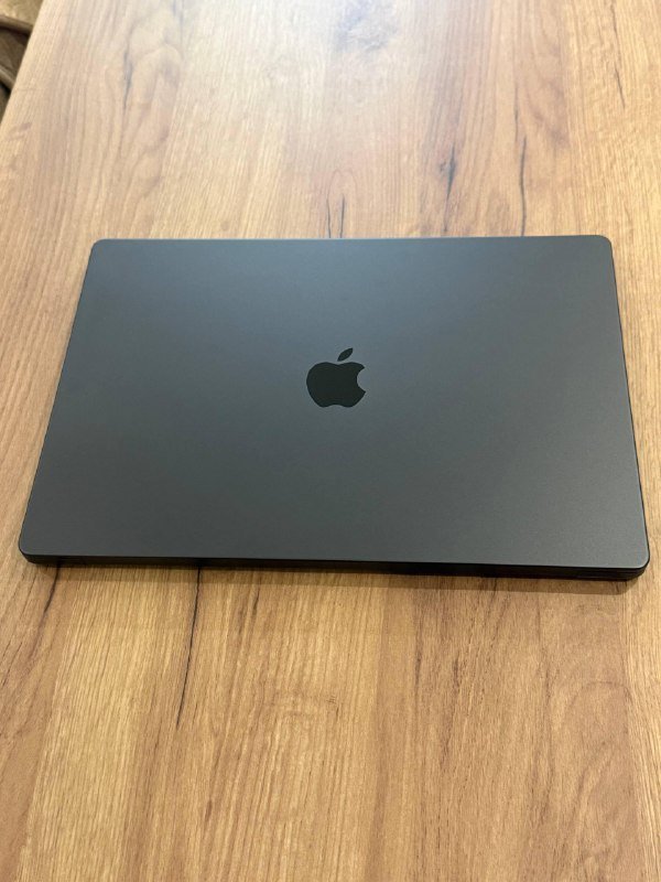 iPhone 16 Pro Max 256GB, Macbook 16 M4 Pro 24GB RAM 512GB SSD 5