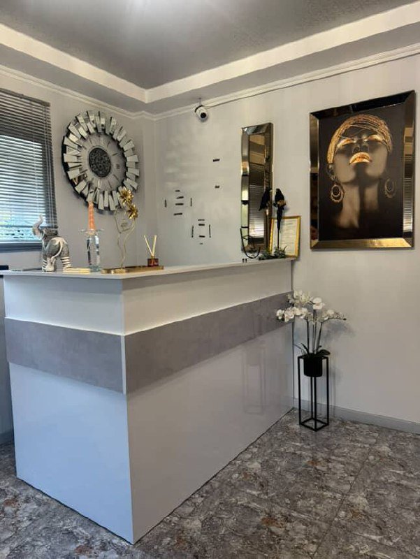 стол ресепшена 3