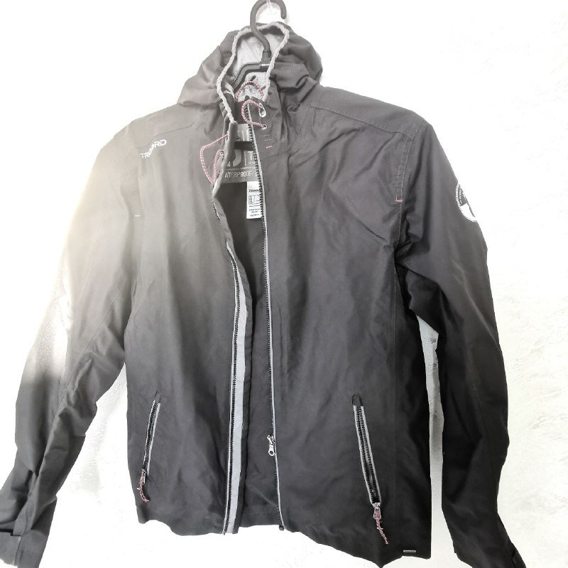 Унисекс куртка с водоотталкивающей пропиткой