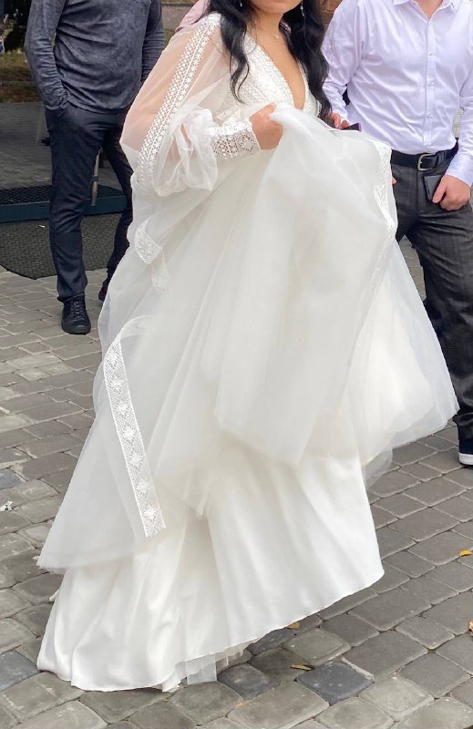 Элегантное свадебное платье на корсете 4