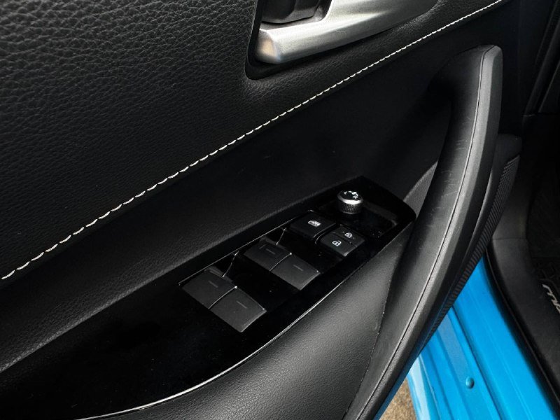 Toyota Corolla SE 7