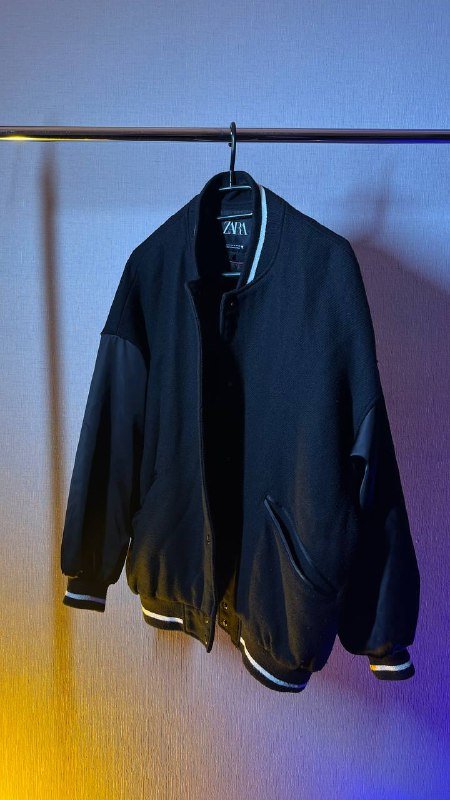 Черный бомбер Zara М