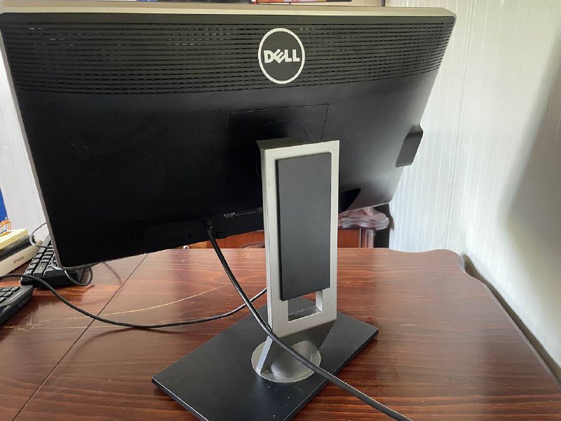 Монитор Dell Ultrasharp U2212HM 21.5" 4