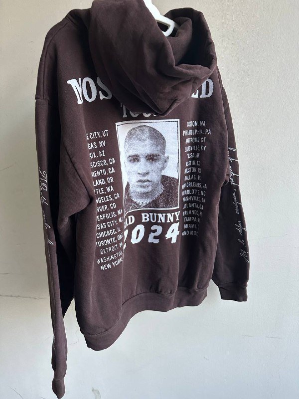 Худи Bad Bunny Tour Brown М 3
