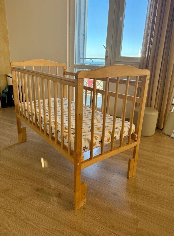 Детская кроватка, ванна для купания 2