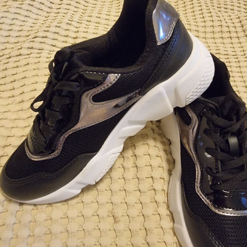 Кожаные босоножки 37 размера, кроссовки 37 размера 6