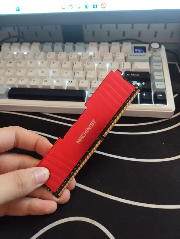Оперативная память DDR4 8 ГБ
