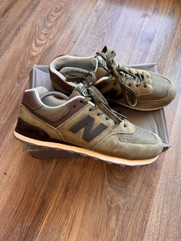 Кроссовки New Balance, Timberland, Adidas, Nike, ветровки Napapijri, Lacoste