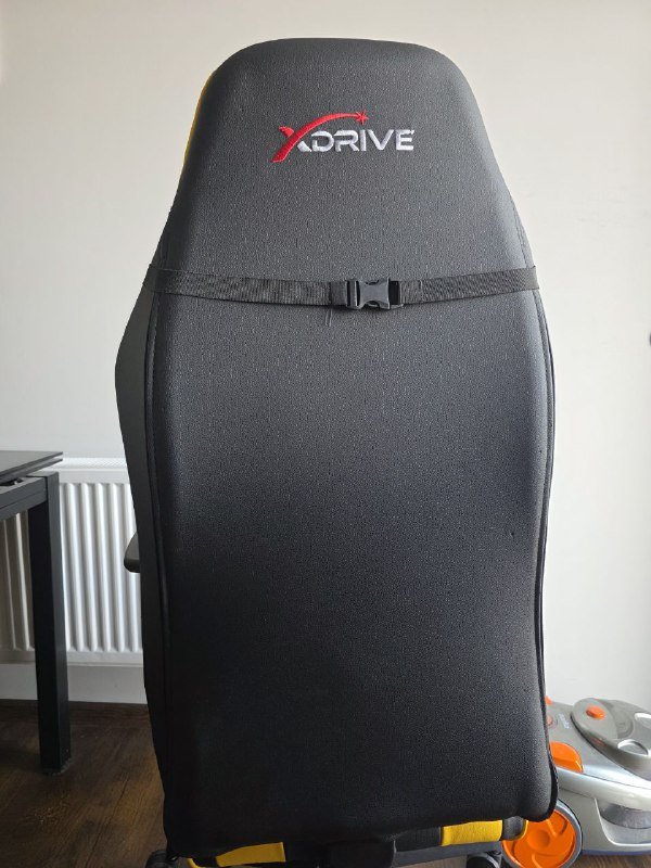 Игровой стул с подушками для поясницы и шеи