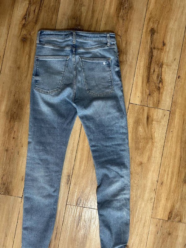 Джинсы Stradivarius, Zara, тянущиеся 7