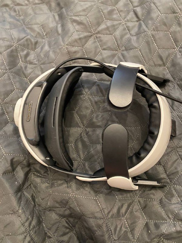 Oculus Quest 2 64GB, крепление Bobo Vr m5 plus, повербанк 7