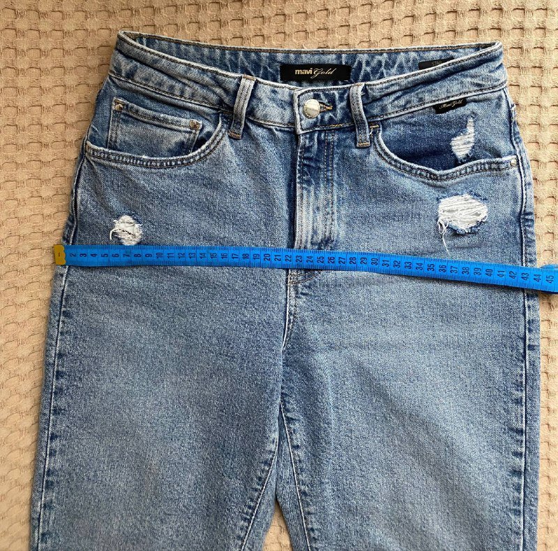 Джинсы, юбка, платье, рубашка, помада 4