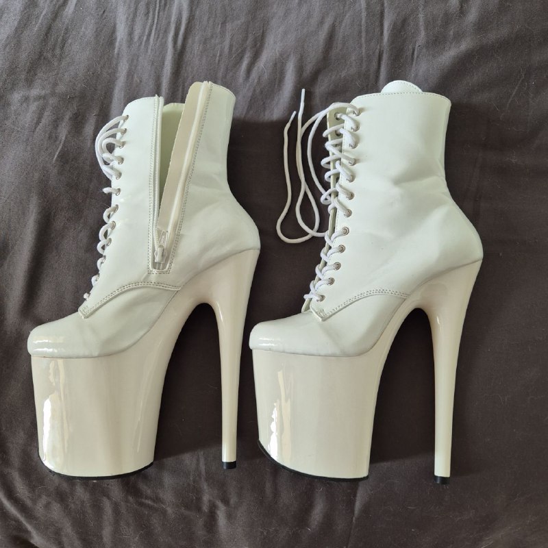 White patent platform boots size 36 2