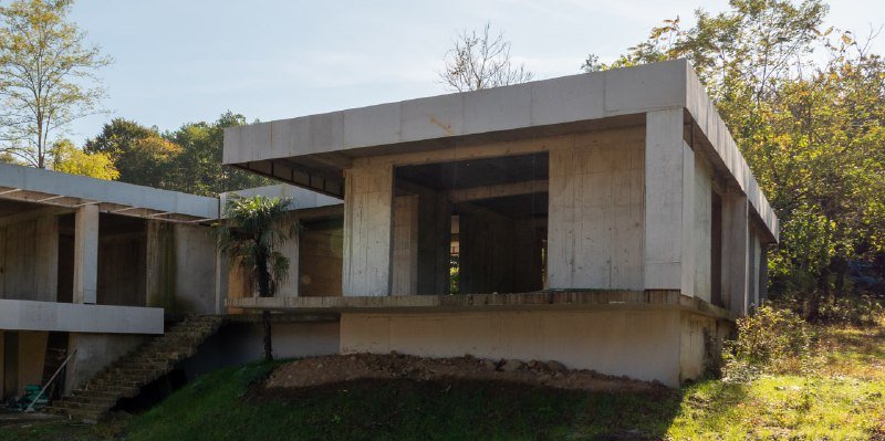 Монолитный дом и участок в Орта Батуми 1