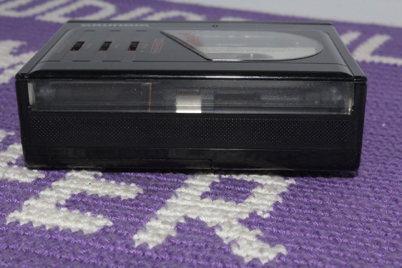 Grundig Beat Boy 180 кассетный плеер 5