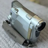 Видеокамера Canon 1