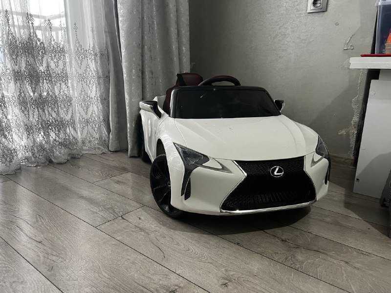 Детская электромашина Lexus LC500 2