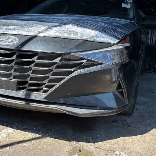 Hyundai Elantra 2023 гибрид