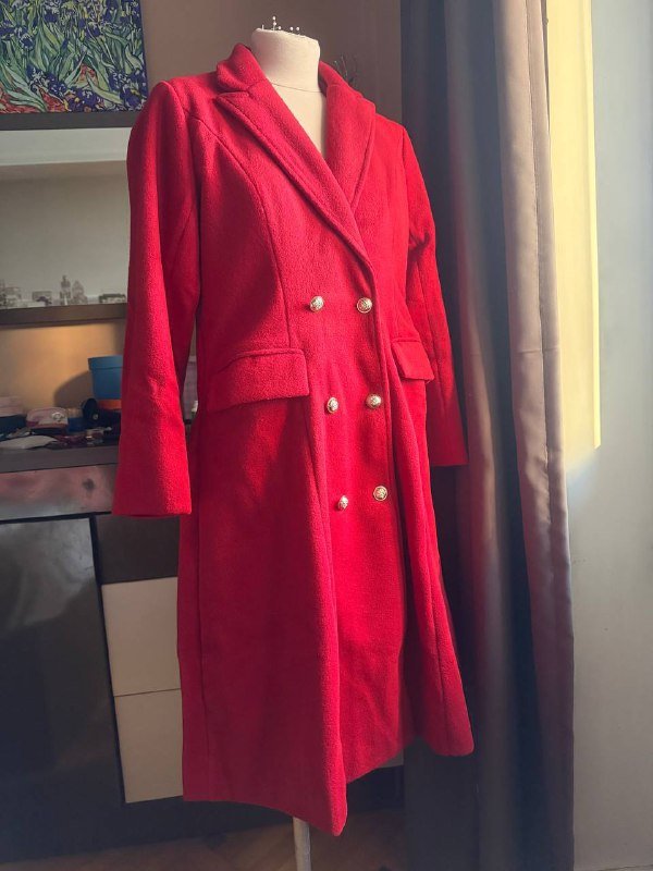 Новое женское пальто размер М-L