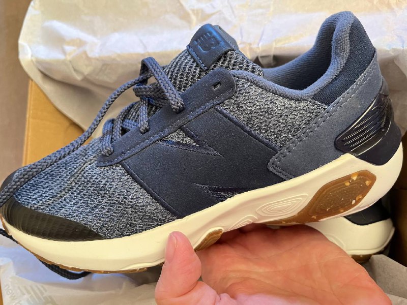 Женские кроссовки New Balance 35 размер 4