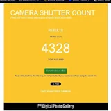 Фотоаппарат Sony A6300 с двумя аккумуляторами и зарядкой 3