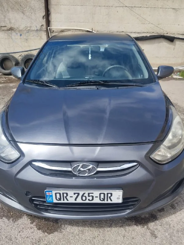 Hyundai Accent 2012 автомат 3