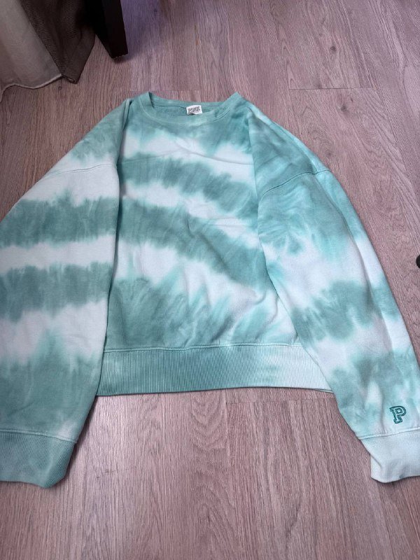 женская одежда спортивный костюм, платье, джинсы, пальто 9