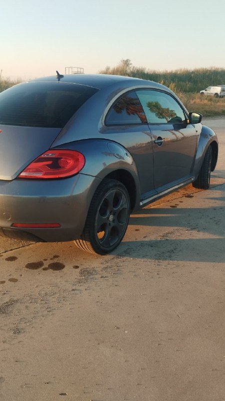 Volkswagen Beetle 2012 7