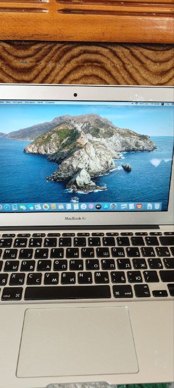 MacBook Air 11 2012 с оригинальной зарядкой