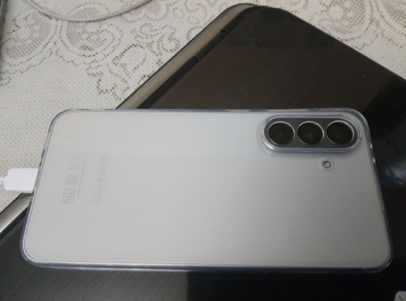 Samsung A56 в идеальном состоянии 2