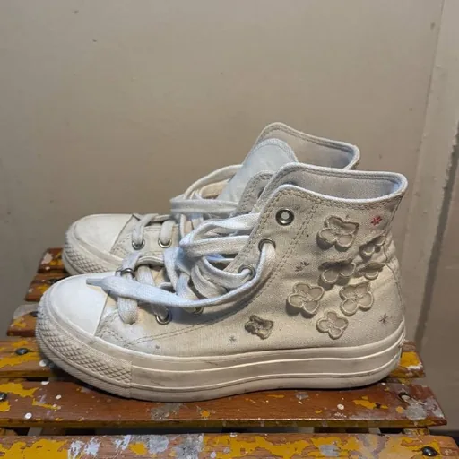 Converse, Nike Air Force