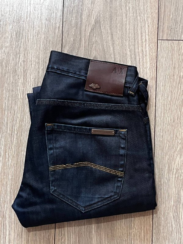 Мужские брюки Armani Exchange и Gap