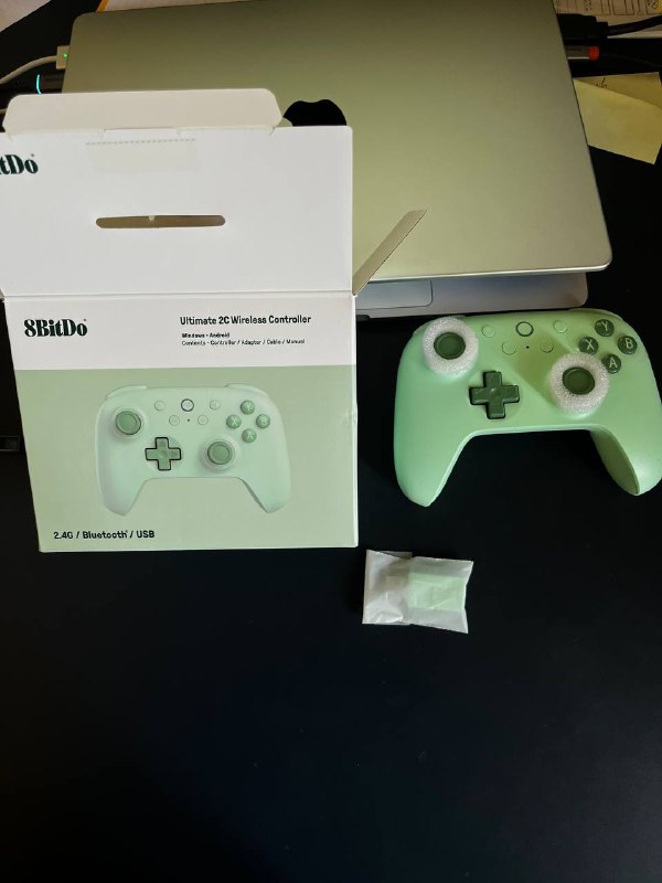 8BitDo Ultimate 2C Wireless Controller зеленого цвета