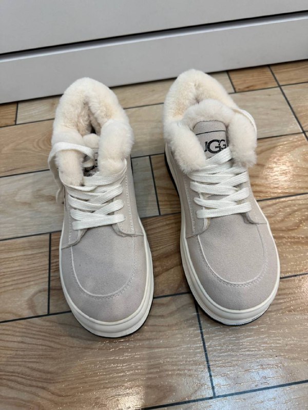 Ботинки новые размер 38 2