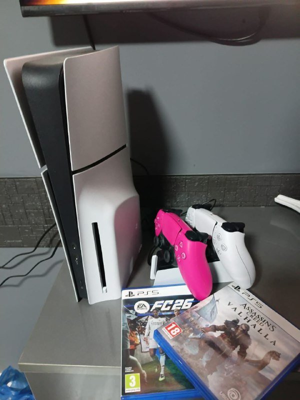 Sony Playstation 5, 2 игры, 2 джойстика