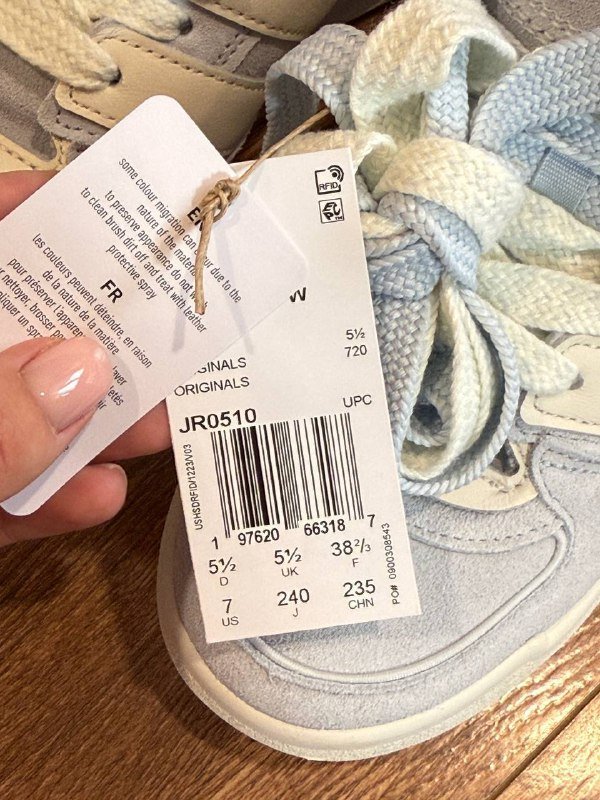 Новые кроссовки Adidas 38 размер 3