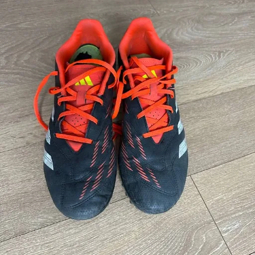 Футбольные буцы Adidas